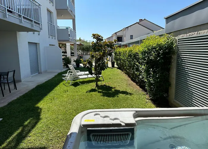 Sunadria Apartments