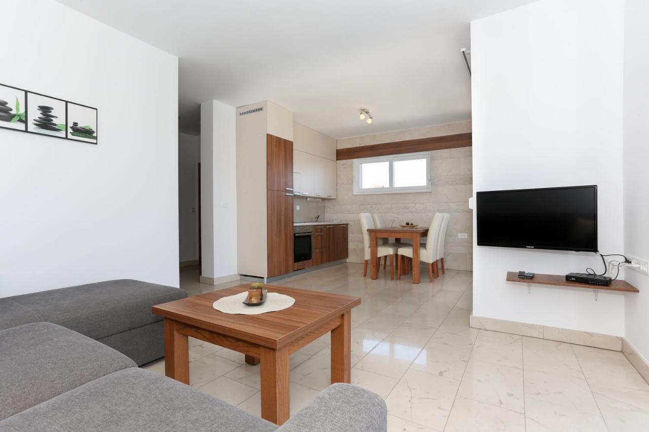 Apartment Sunadria Kozino