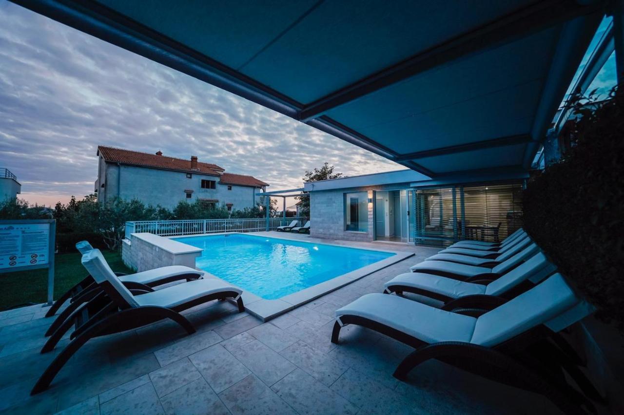 Sunadria Apartment *